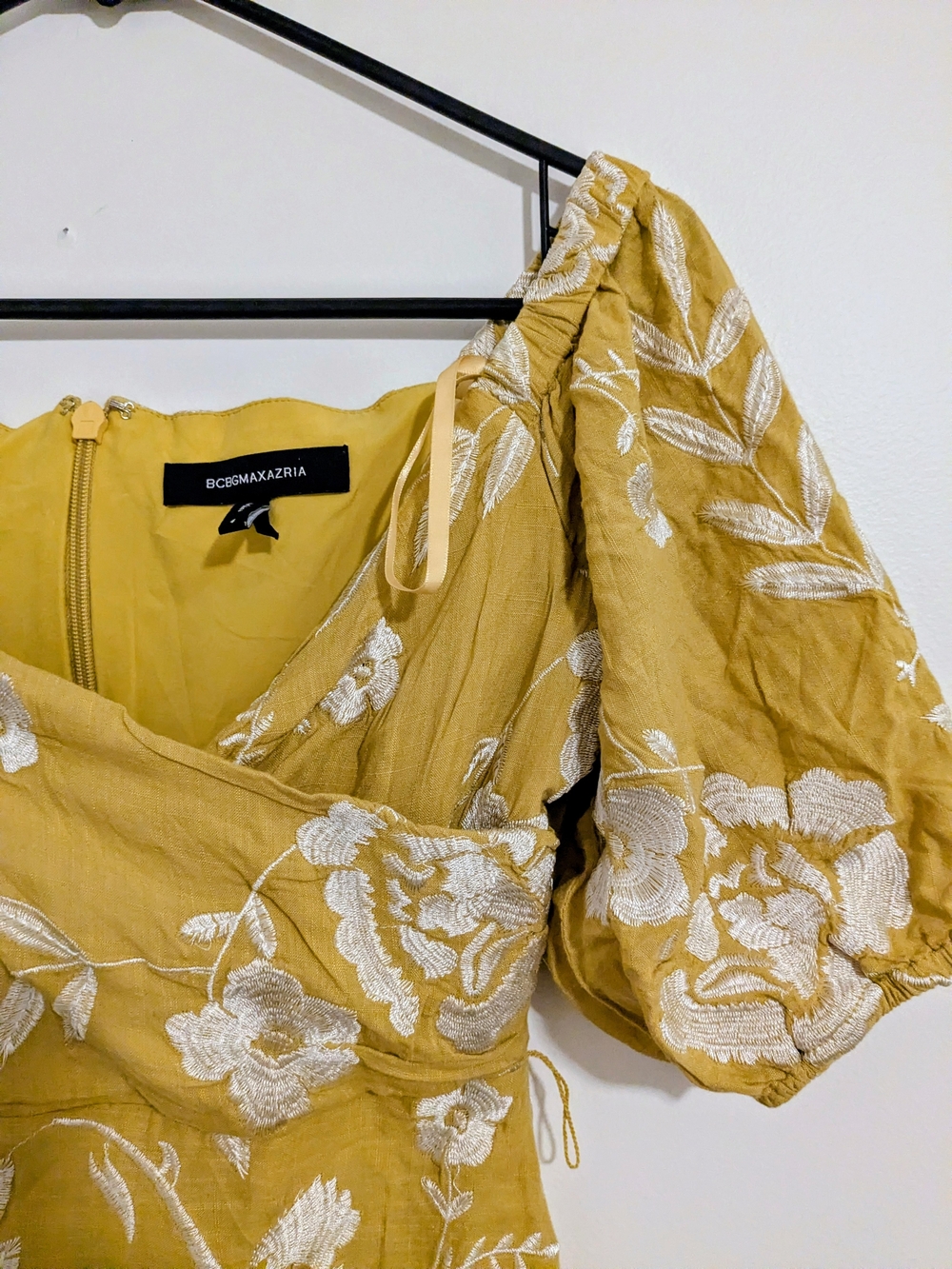 BCBGMAXAZRIA Samantha Embroidered Linen Blend Mini Dress Yellow Size 4 - Picture 2 of 7
